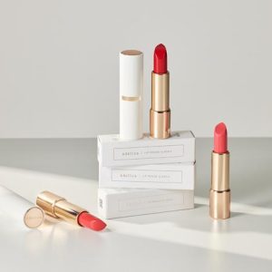 Атоми Adelica Классическая помада